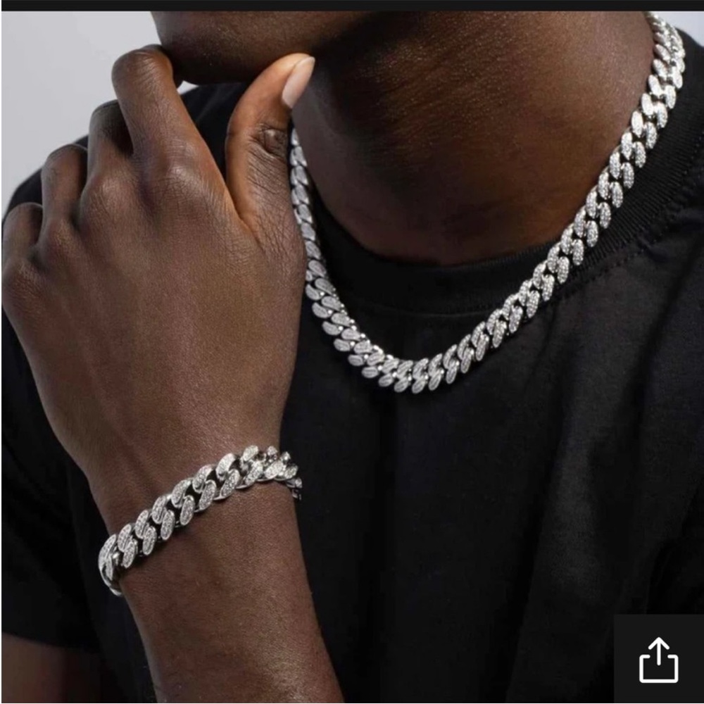 GLD Shop white gold chain and bracelet set